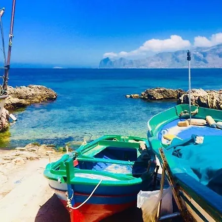Hikkara Airport, Sea And Beach Casa vacanze Carini