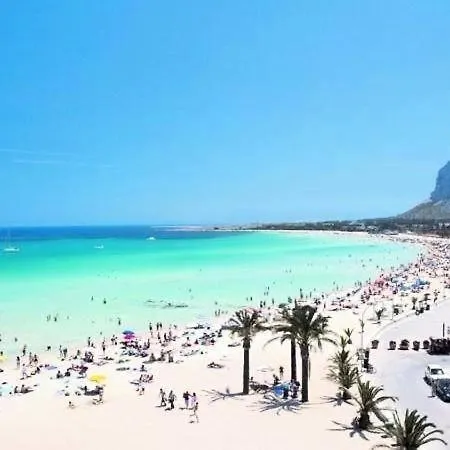 Hikkara Airport, Sea And Beach