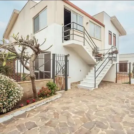 Hikkara Airport, Sea And Beach Casa vacanze *